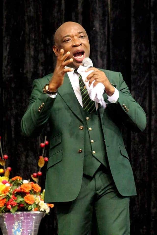 pastor 4