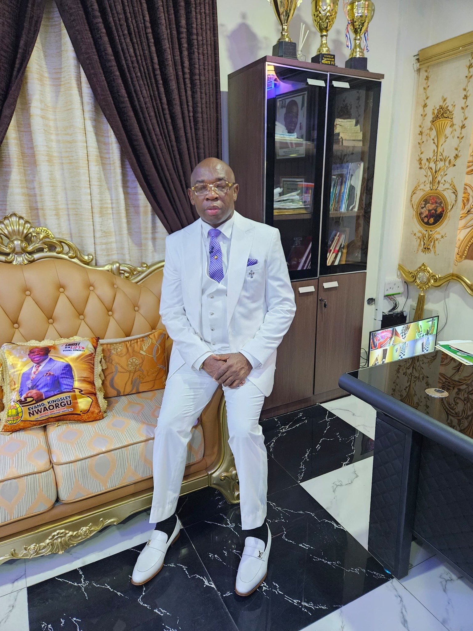 pastor
